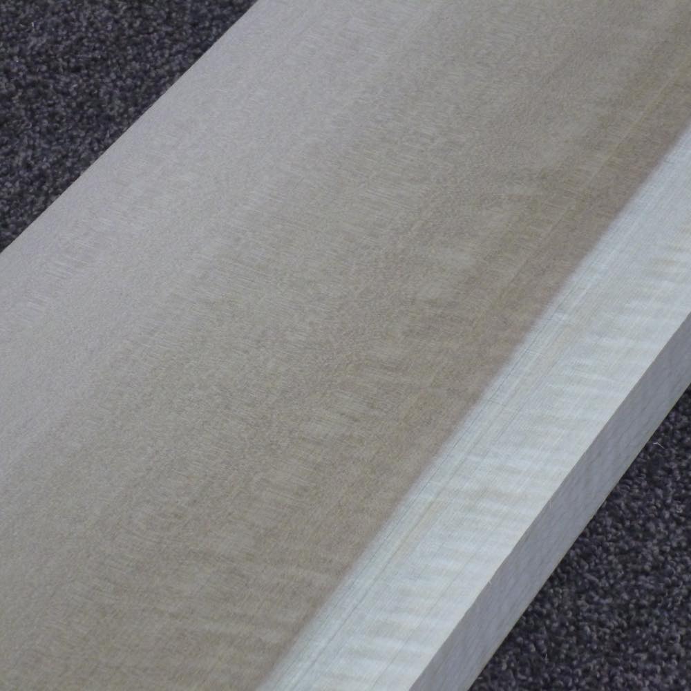 ホオ 柾目 2000×30×190 (仕上げ加工済み商品)