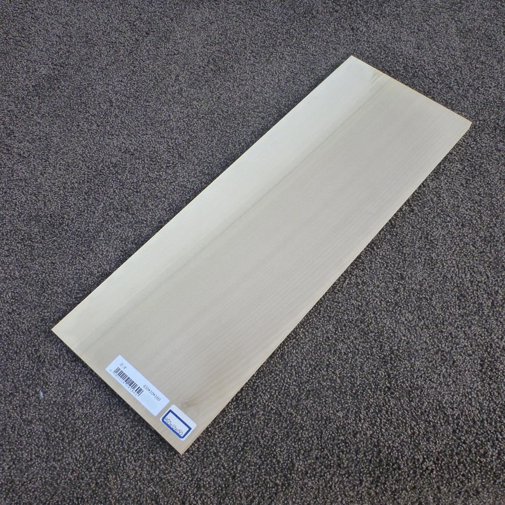 ホオ 柾目 450×10×160 (仕上げ加工済み商品)