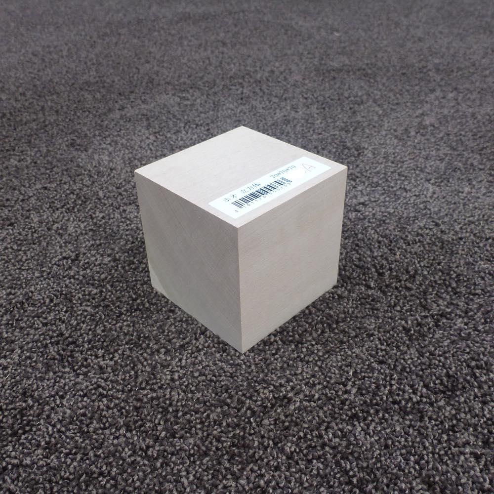 ホオ 立方体 70×70×70 (仕上げ加工済み商品)
