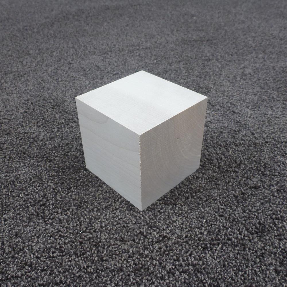 ホオ 立方体 75×75×75 (仕上げ加工済み商品)