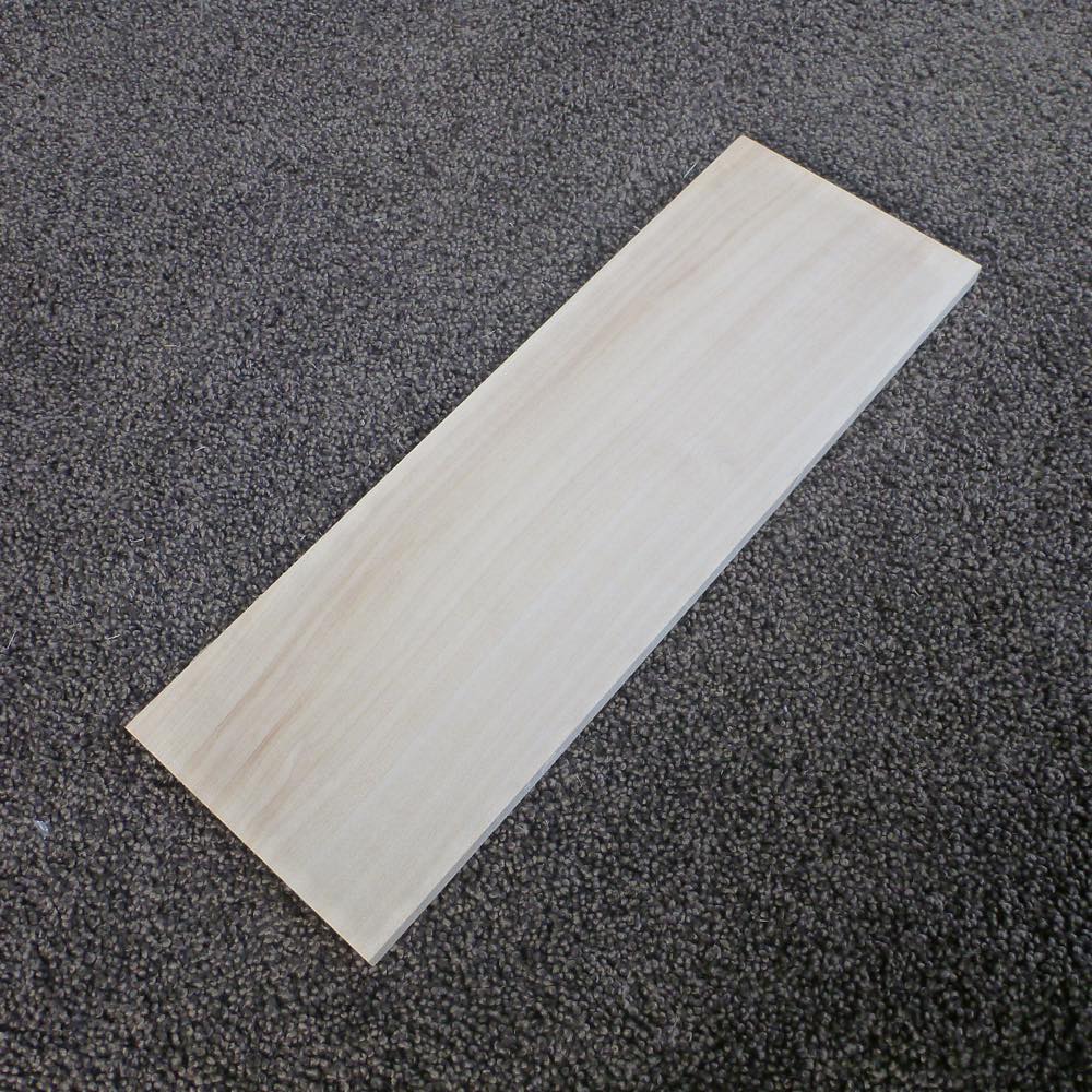 シナ 柾目 300×8×100 (仕上げ加工済み商品)