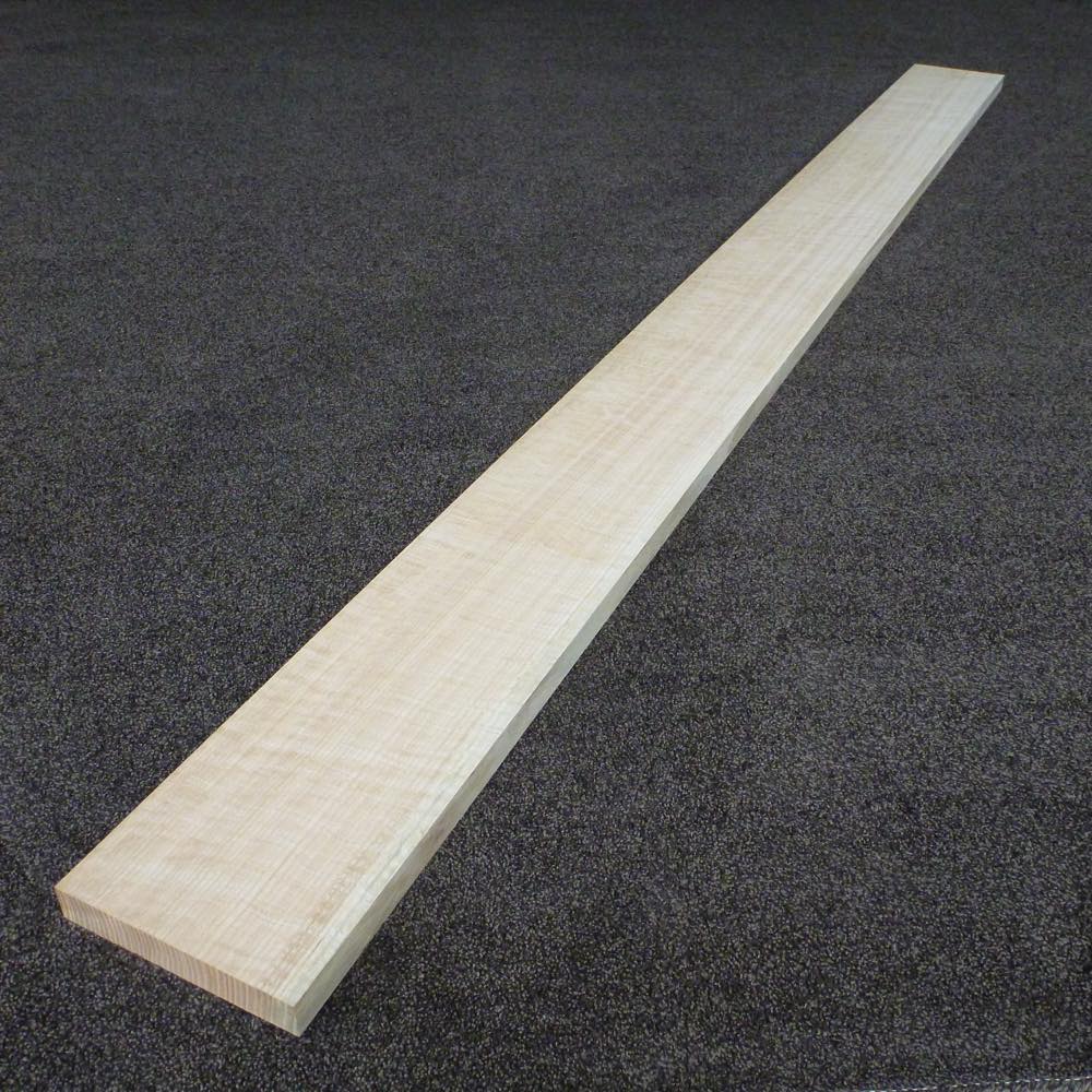 レッドオーク 柾目 2000×24×150 (仕上げ加工済み商品)