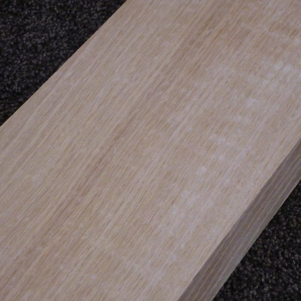 レッドオーク 柾目 2000×27×130 (仕上げ加工済み商品)