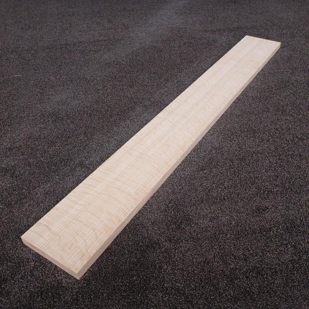 レッドオーク 柾目 1000×18×120 (仕上げ加工済み商品)