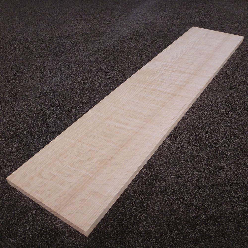レッドオーク 柾目 1000×18×220 (仕上げ加工済み商品)