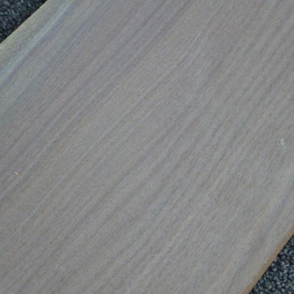 ウォールナット 柾目 2000×8×200 (仕上げ加工済み商品)