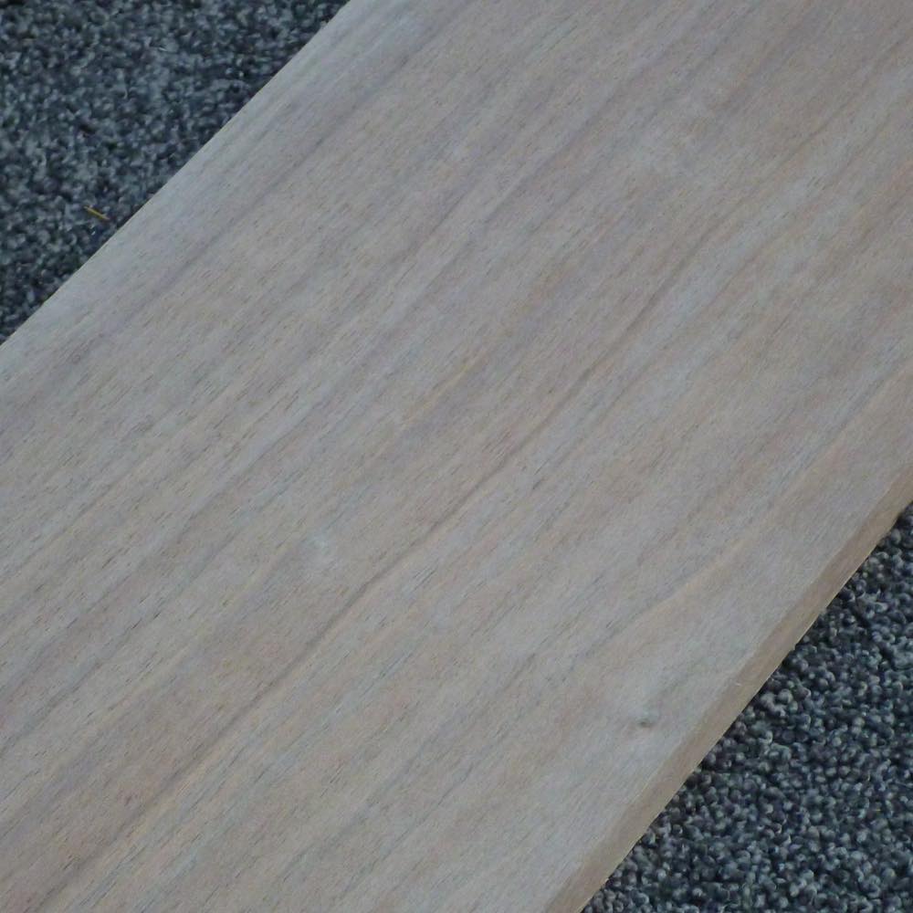 ウォールナット 柾目 2000×12×160 (仕上げ加工済み商品)