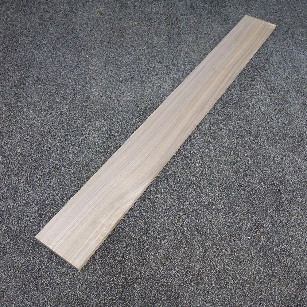 ウォールナット 柾目 1000×12×110 (仕上げ加工済み商品)