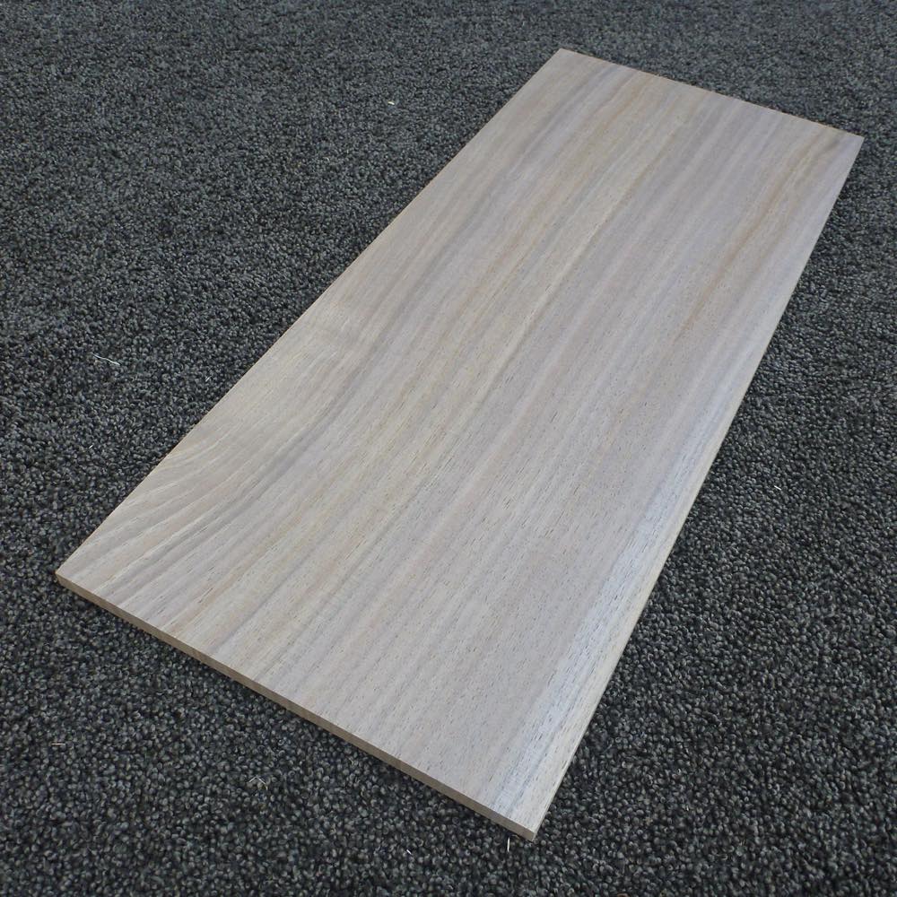 ウォールナット 柾目 450×8×190 (仕上げ加工済み商品)
