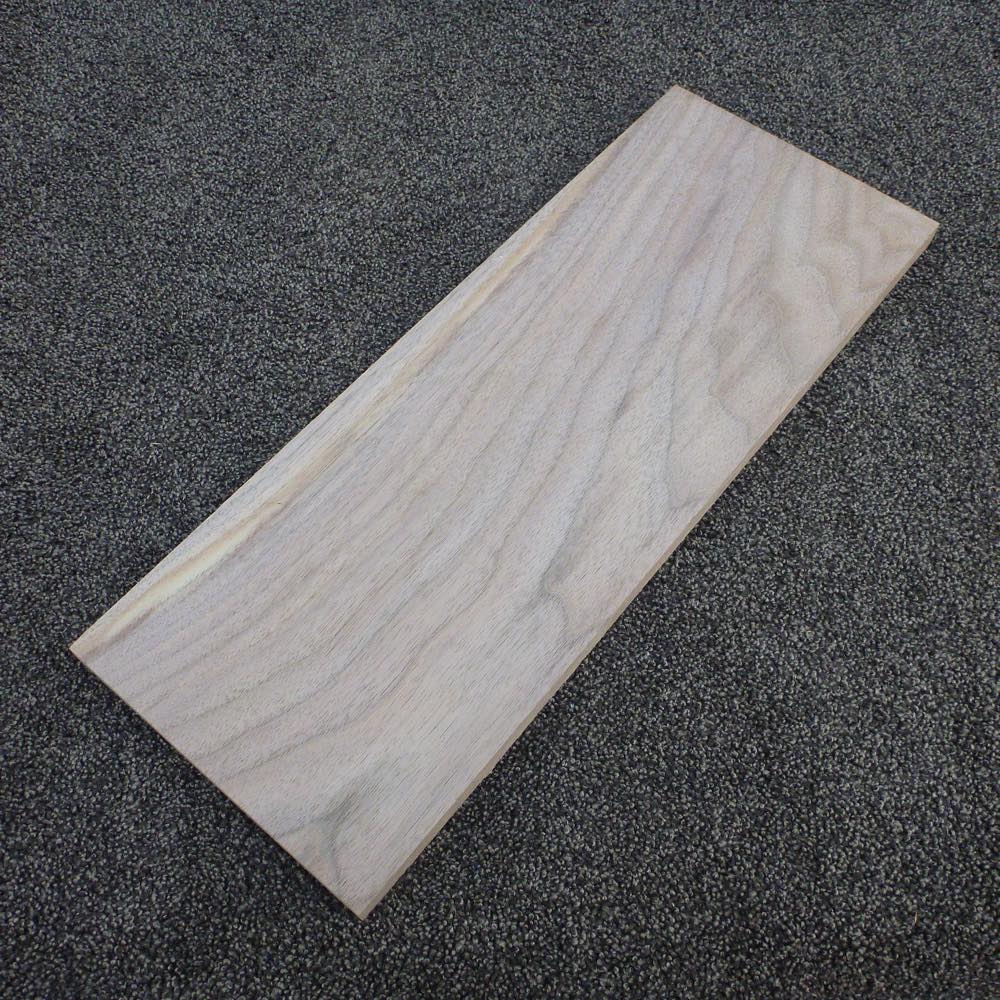 ウォールナット 柾目 450×15×170 (仕上げ加工済み商品)