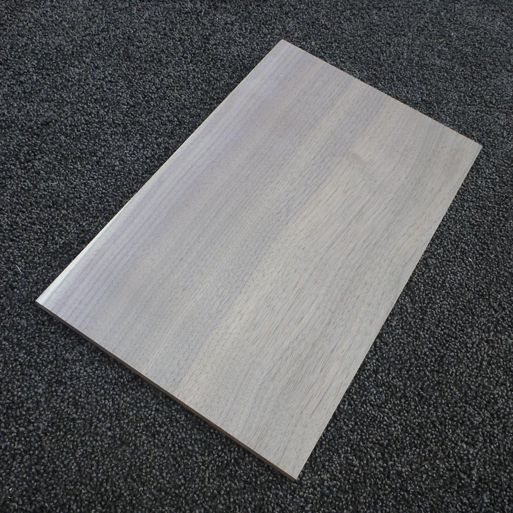 ウォールナット 柾目 300×10×190 (仕上げ加工済み商品)