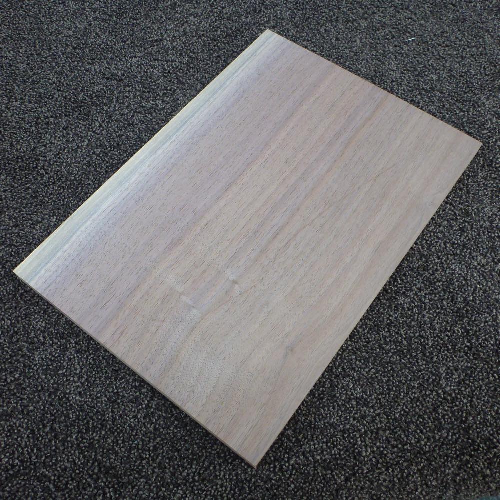 ウォールナット 柾目 300×12×210 (仕上げ加工済み商品)