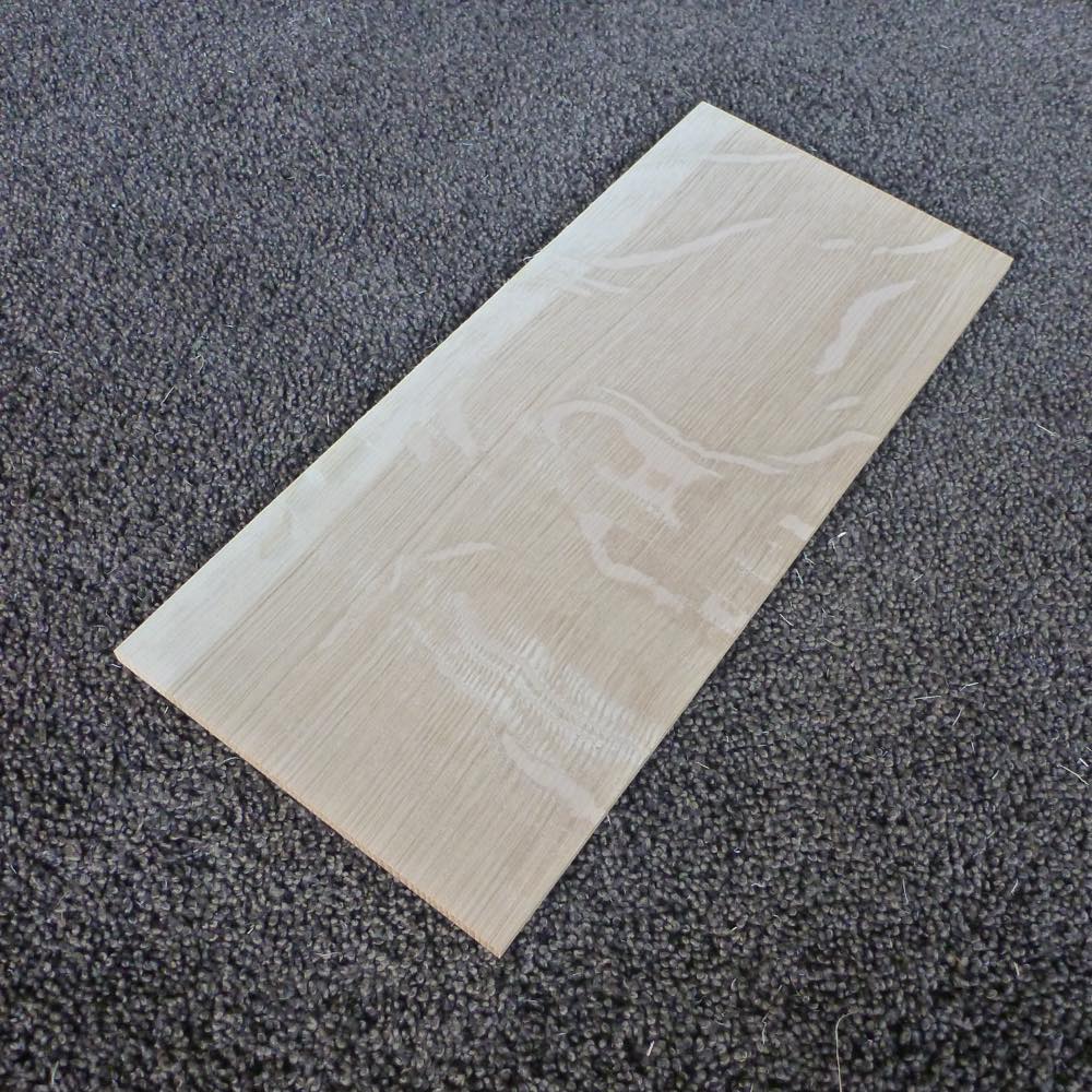 ホワイトオーク 柾目 300×6×130 (仕上げ加工済み商品)