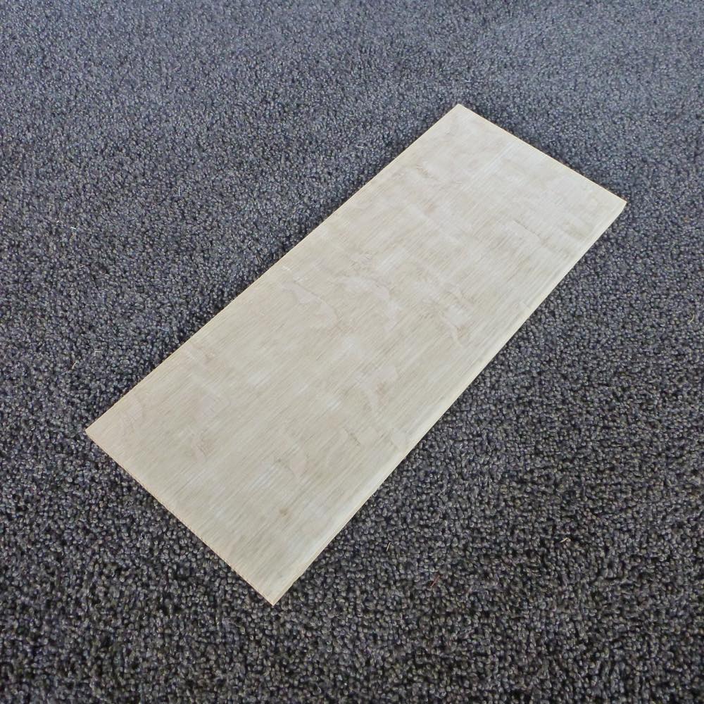 ホワイトオーク 柾目 300×8×120 (仕上げ加工済み商品)