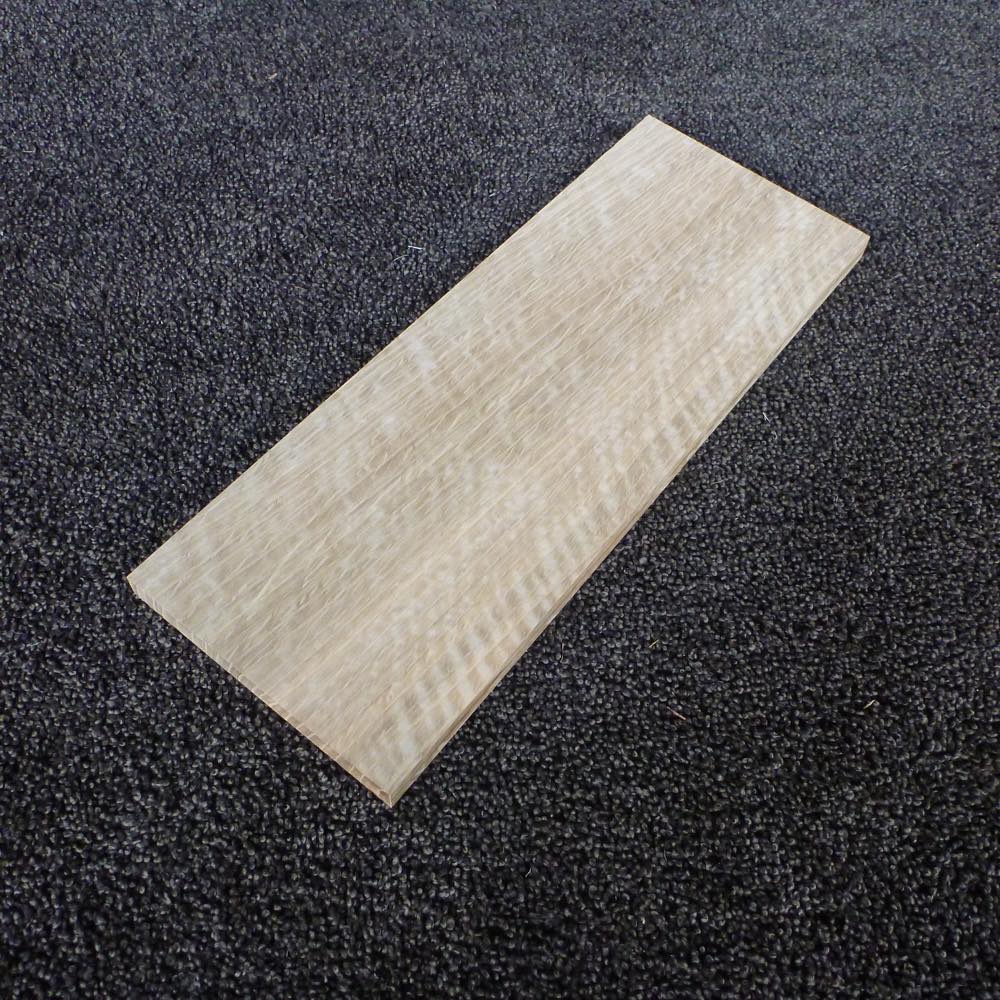 ホワイトオーク 柾目 300×12×110 (仕上げ加工済み商品)