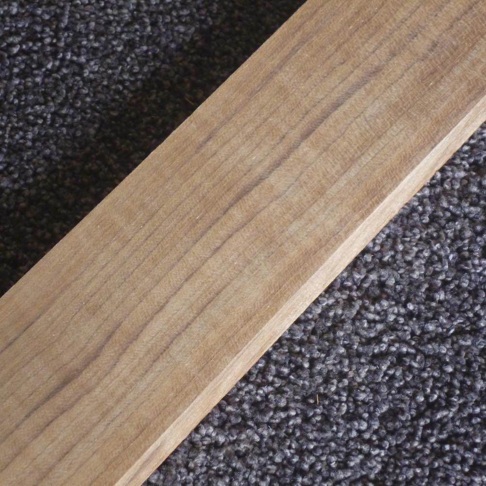 チーク 柾目 750×15×60 (仕上げ加工済み商品)