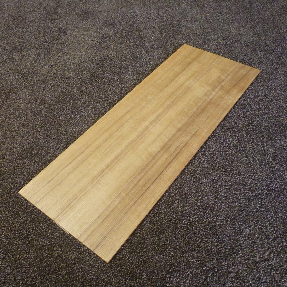 チーク 柾目 450×3×170 (仕上げ加工済み商品)