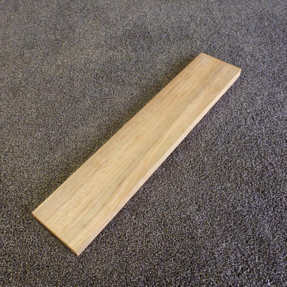 チーク 柾目 450×18×90 (仕上げ加工済み商品)