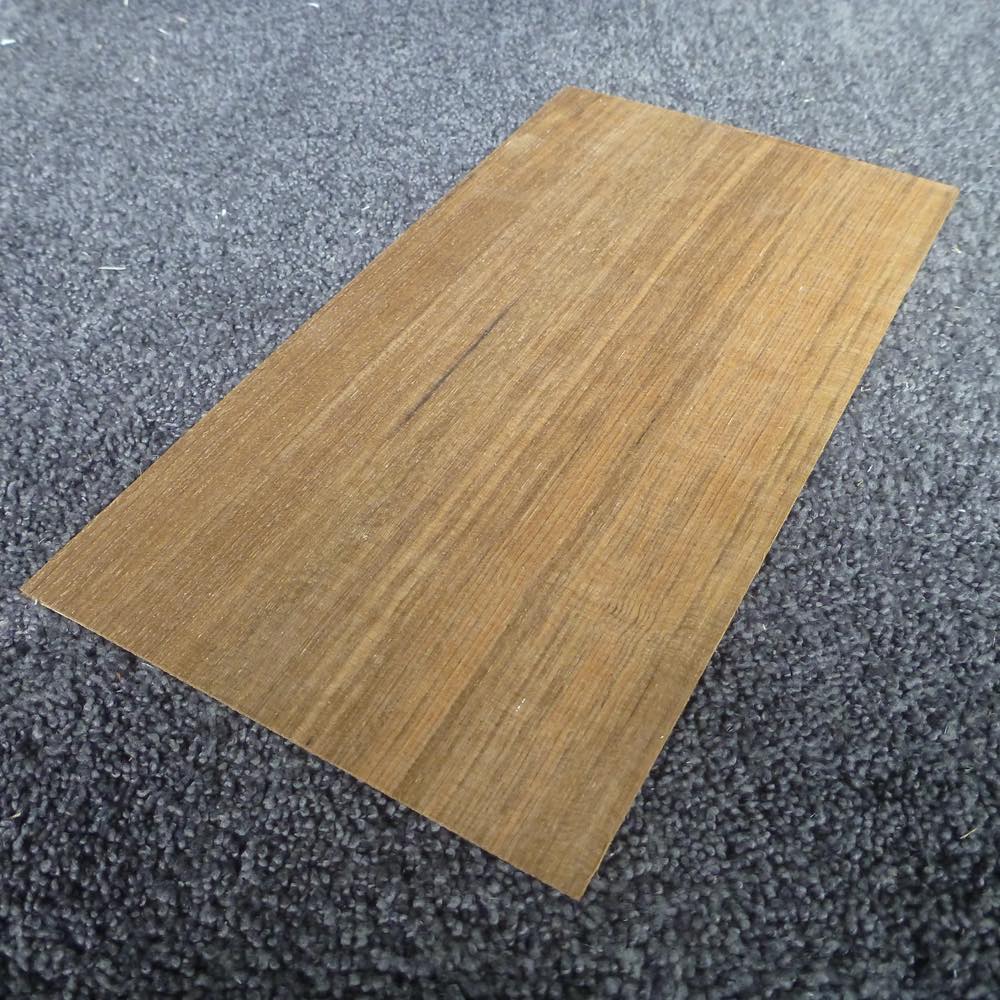 チーク 柾目 300×1×160 (仕上げ加工済み商品)