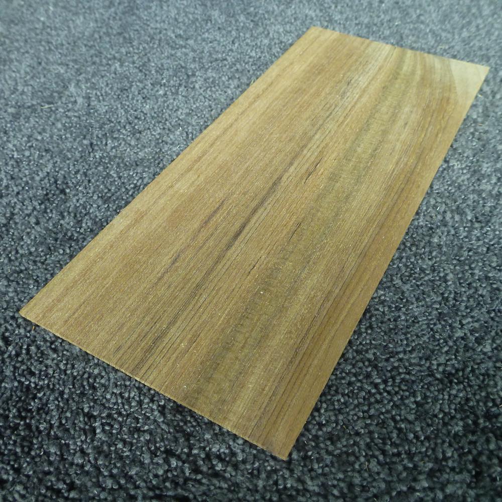 チーク 柾目 300×2×130 (仕上げ加工済み商品)