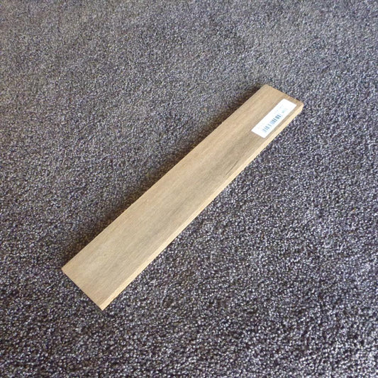 チーク 柾目 300×10×50 (仕上げ加工済み商品)