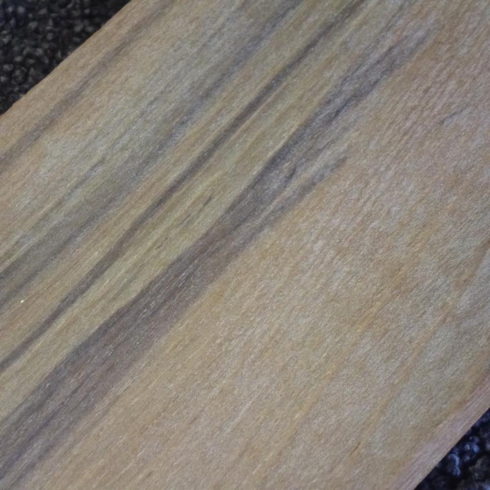 チーク 柾目 300×10×100 (仕上げ加工済み商品)