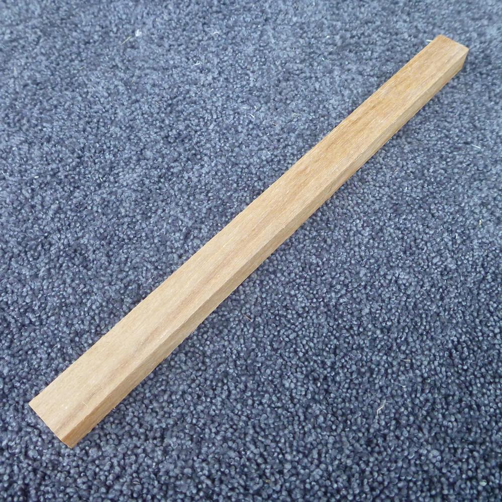 チーク 柾目 300×15×20 (仕上げ加工済み商品)