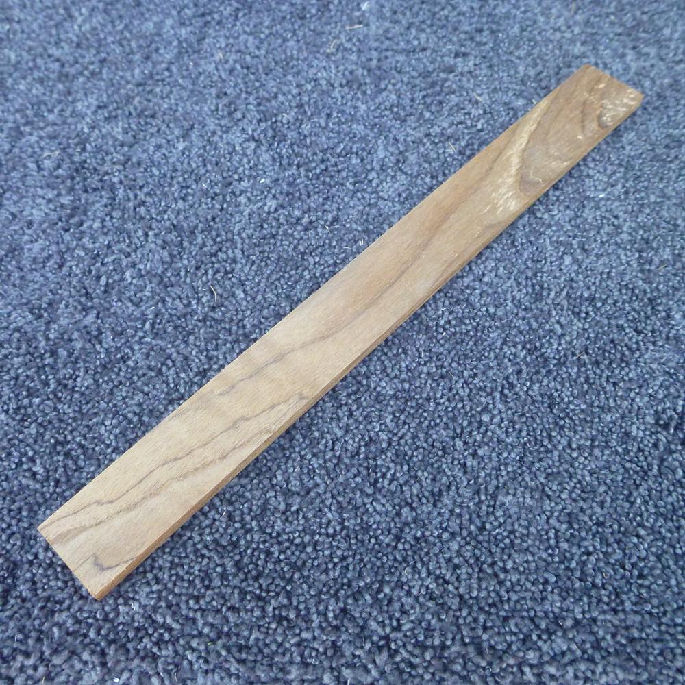 チーク 板目 300×6×30 (仕上げ加工済み商品)