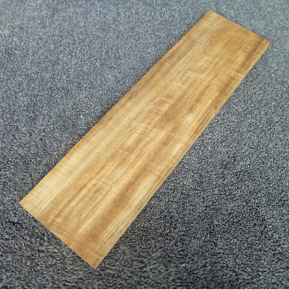 チーク 柾目 450×12×120 (仕上げ加工済み商品)