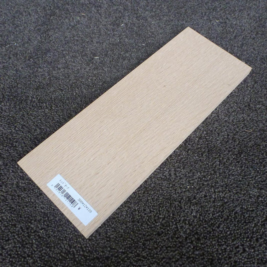 レッドオーク 柾目 300×12×110 (仕上げ加工済み商品)