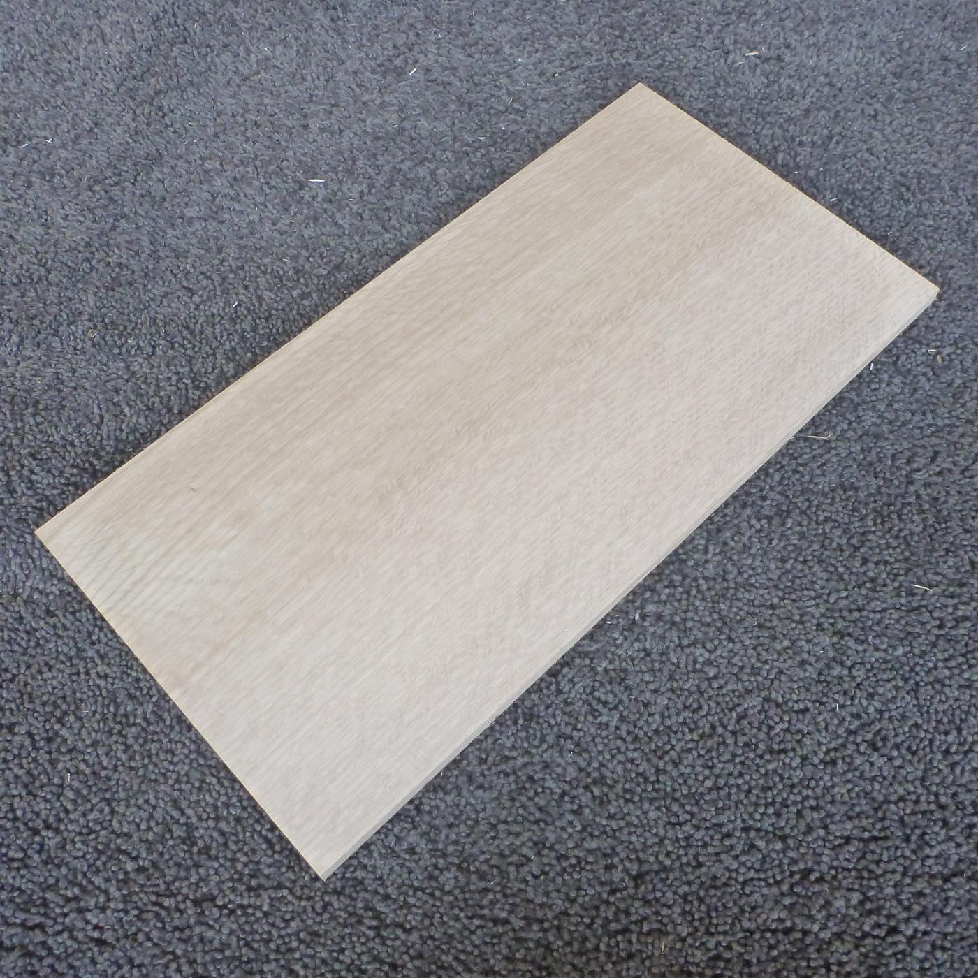 レッドオーク 柾目 300×8×150 (仕上げ加工済み商品)