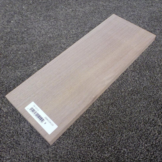 ウォールナット 柾目 300×15×110 (仕上げ加工済み商品)