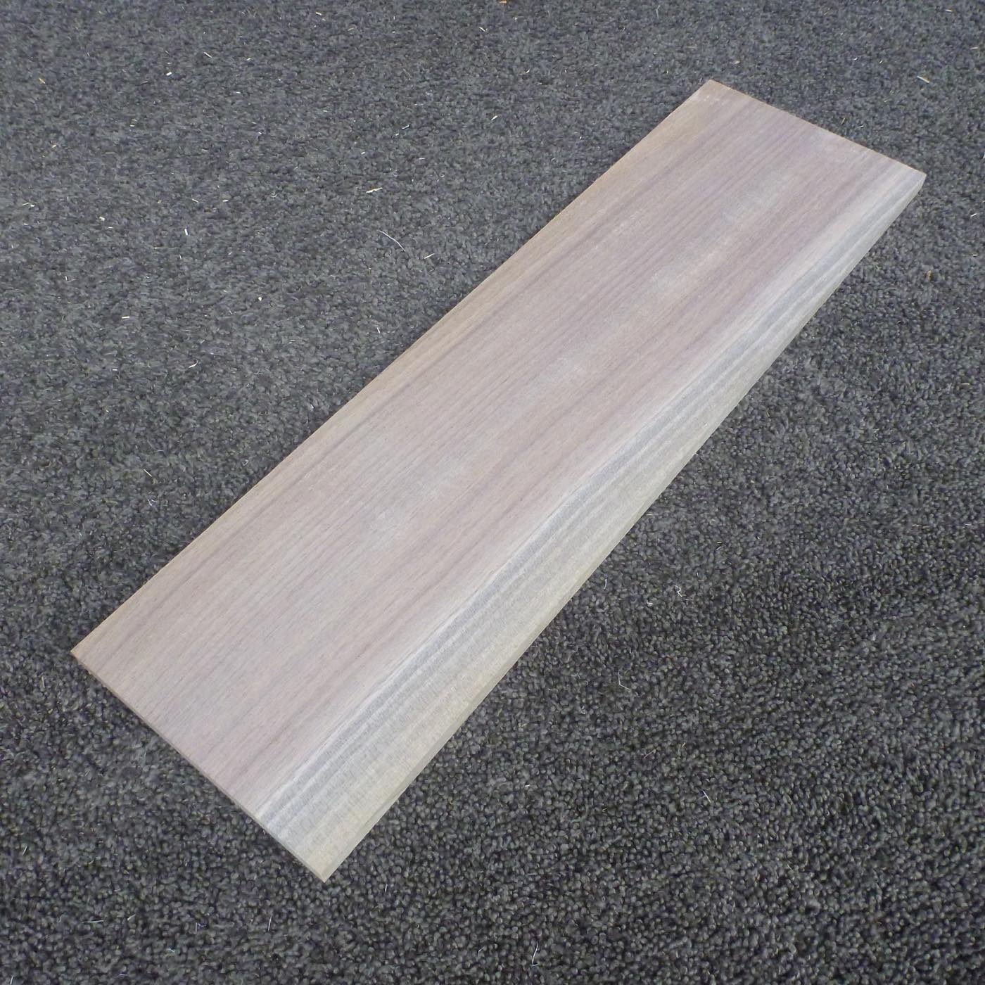 ウォールナット 柾目 450×10×130 (仕上げ加工済み商品)