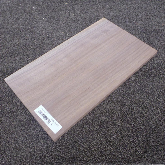 ウォールナット 柾目 300×10×170 (仕上げ加工済み商品)