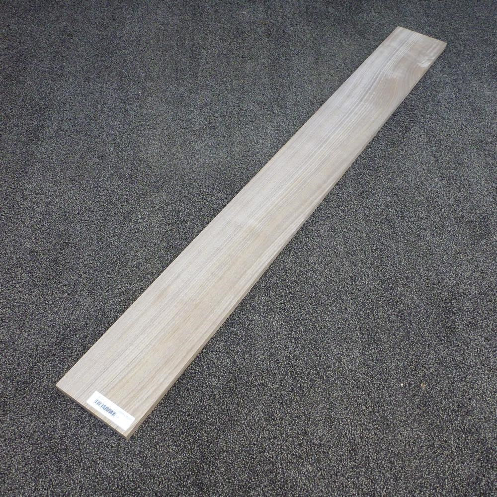 ウォールナット 柾目 1000×12×110 (仕上げ加工済み商品)