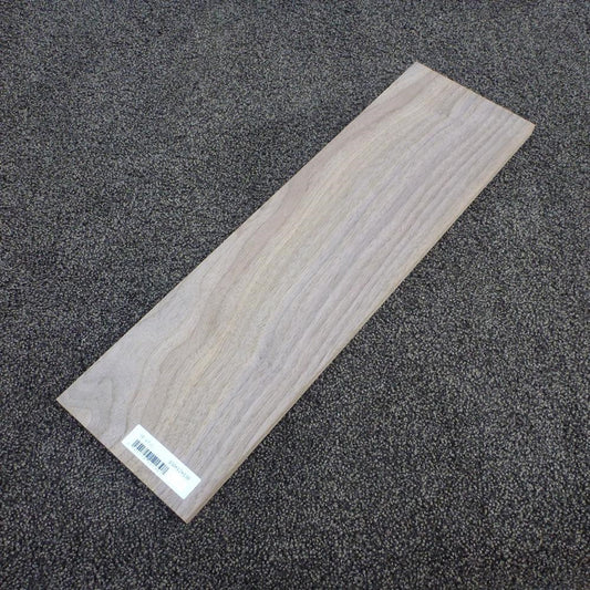 ウォールナット 柾目 450×12×130 (仕上げ加工済み商品)