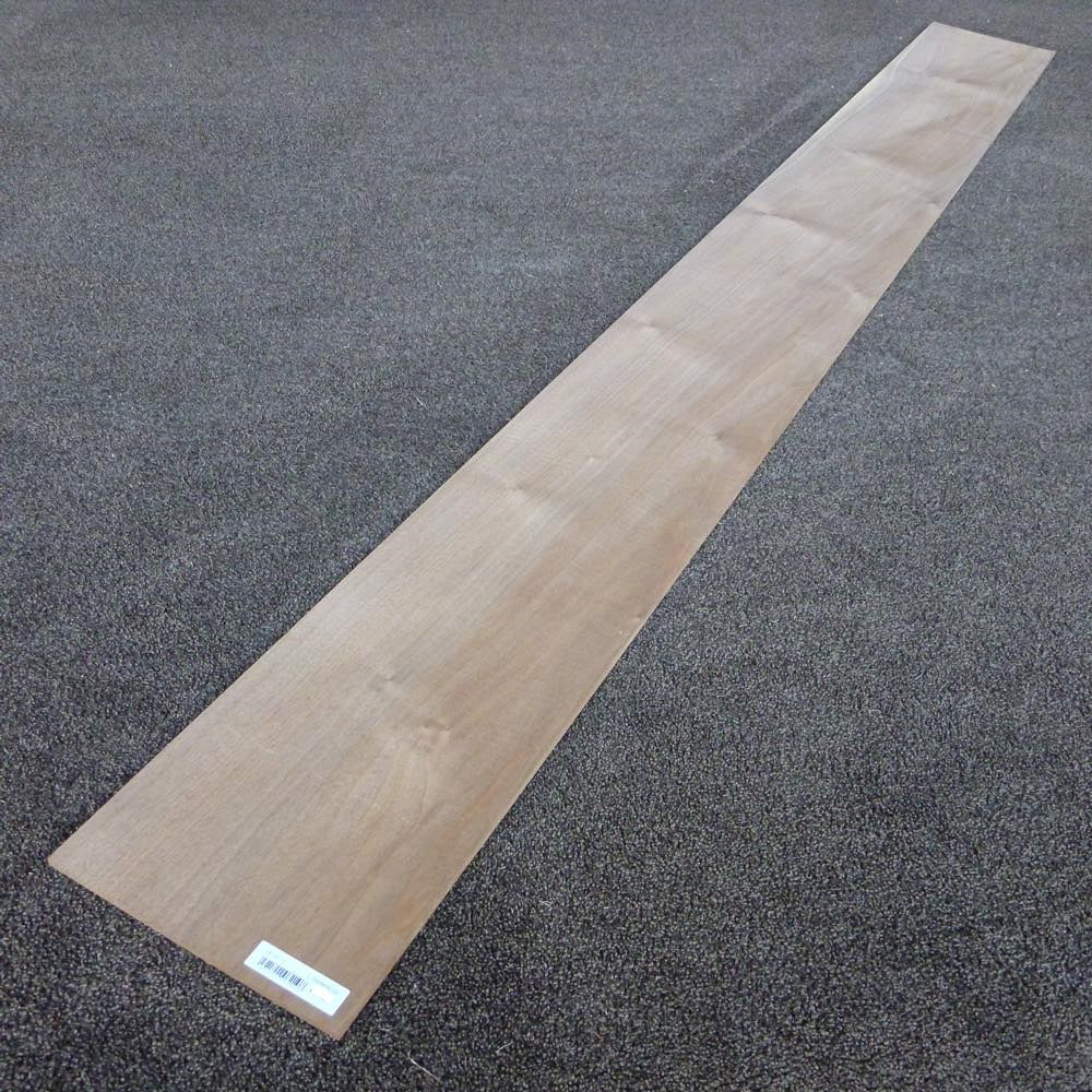 ウォールナット 柾目 2000×6×210 (仕上げ加工済み商品)