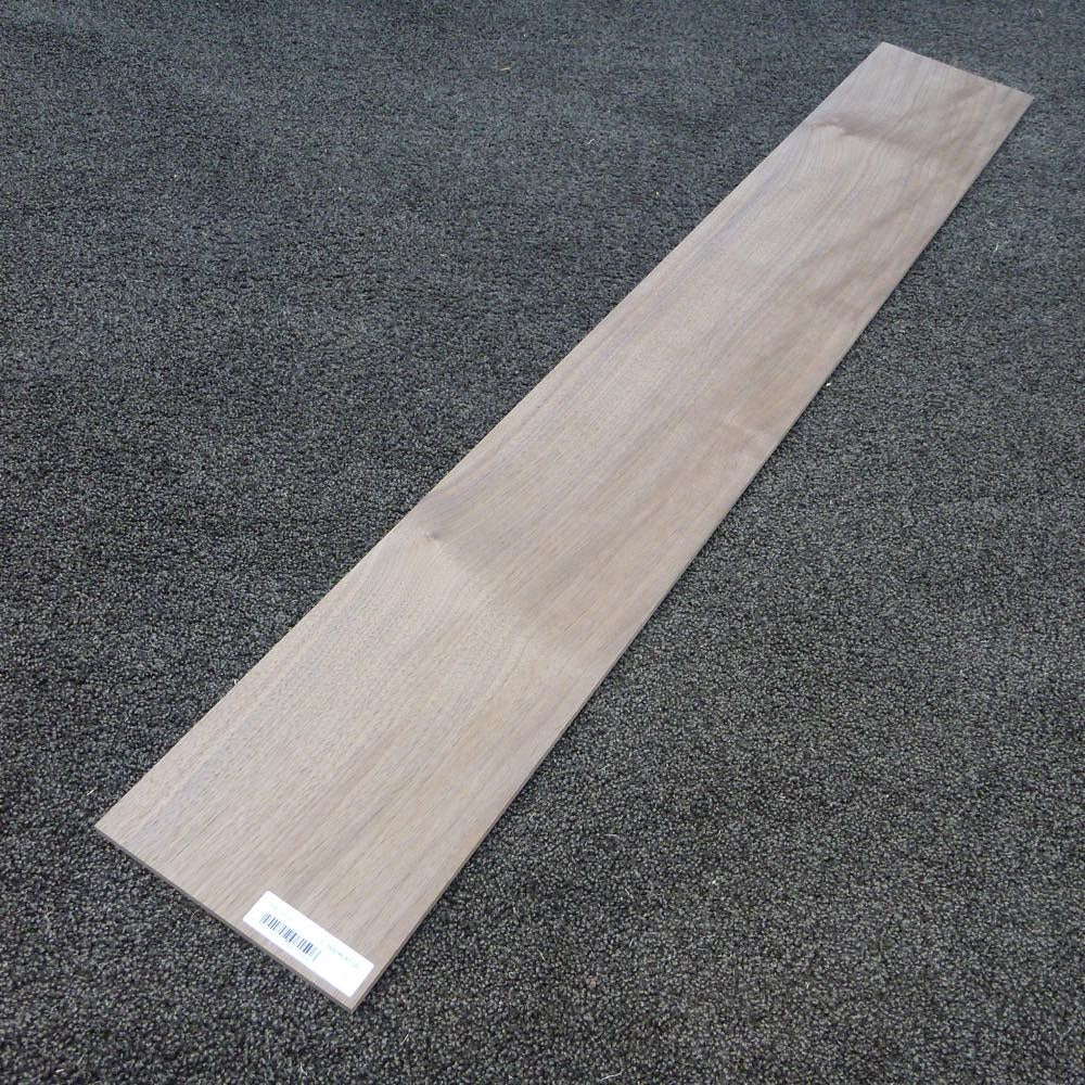 ウォールナット 柾目 1000×6×150 (仕上げ加工済み商品)