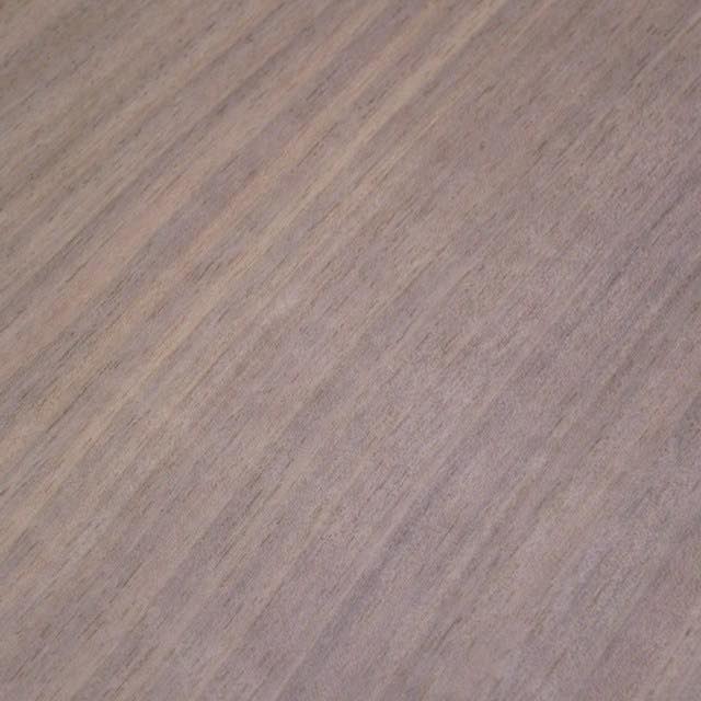 ウォールナット 柾目 300×8×150 (仕上げ加工済み商品)