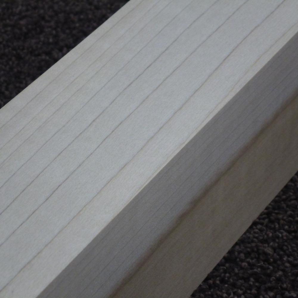ホオ　角材　1000×65×65　（仕上げ加工済み商品）