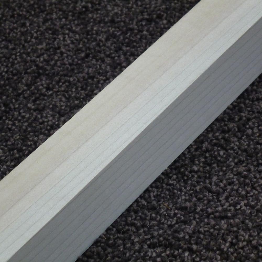 ホオ　角材　750×30×30　（仕上げ加工済み商品）