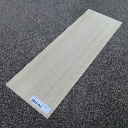 タモ　柾目　450×3×150　（仕上げ加工済み商品）
