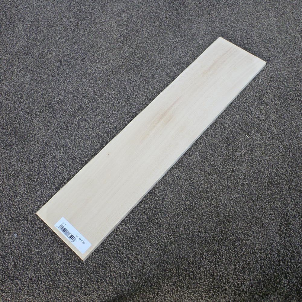 シナ　柾目　450×8×100　（仕上げ加工済み商品）