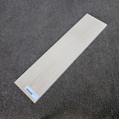 シナ　柾目　450×10×110　（仕上げ加工済み商品）