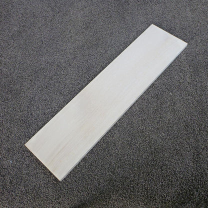 シナ　柾目　450×10×110　（仕上げ加工済み商品）