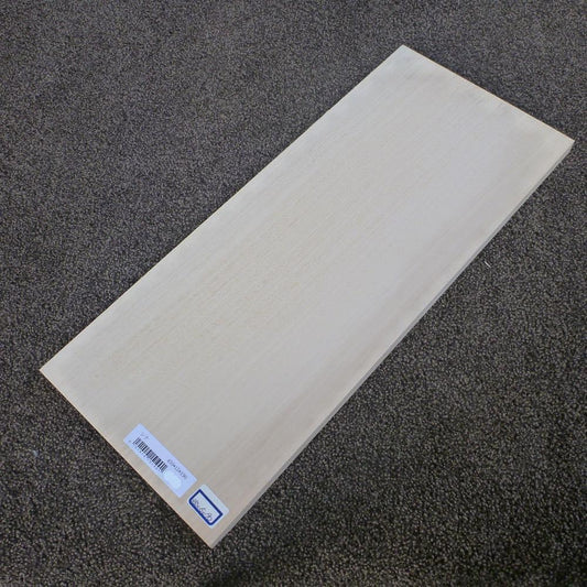 シナ　柾目　450×15×190　（仕上げ加工済み商品）