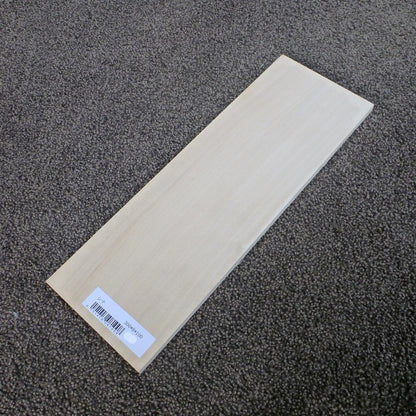 シナ　柾目　300×8×100　（仕上げ加工済み商品）