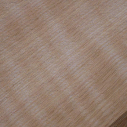 レッドオーク　柾目　450×18×140　（仕上げ加工済み商品）