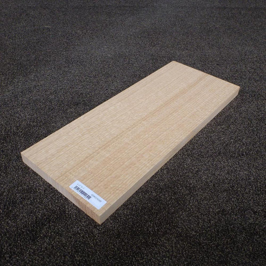 レッドオーク　柾目　450×21×180　（仕上げ加工済み商品）