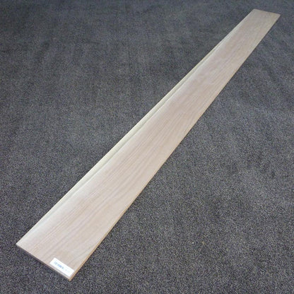 ウォールナット　柾目　2000×12×170　（仕上げ加工済み商品）